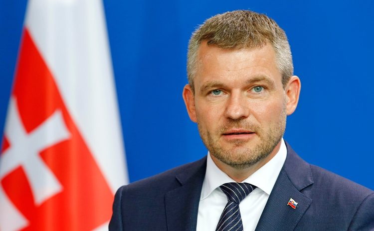  Президент Словакии против военной помощи Украине, потому что это “только продолжает конфликт”