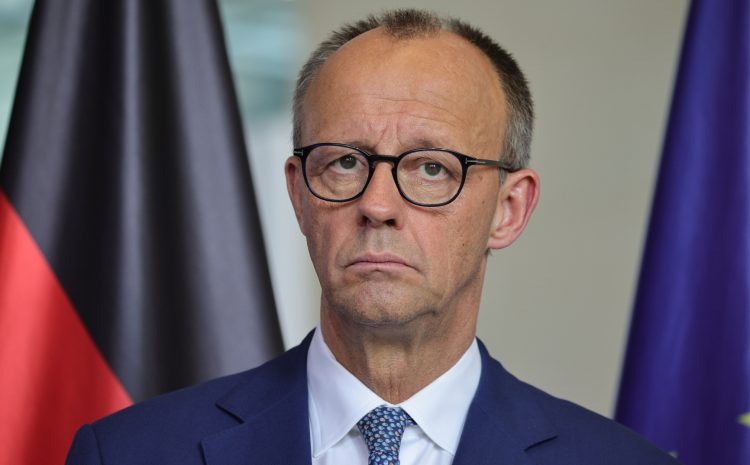  Мерц заявил, что Украина на грани гуманитарного энергетического кризиса