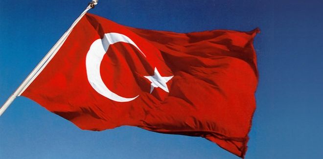 В Турции заявили о сбивании иранской баллистической ракеты