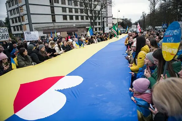 В отношении к украинцам в Польше за четыре года войны стало меньше «сердечности», но больше прагматизма