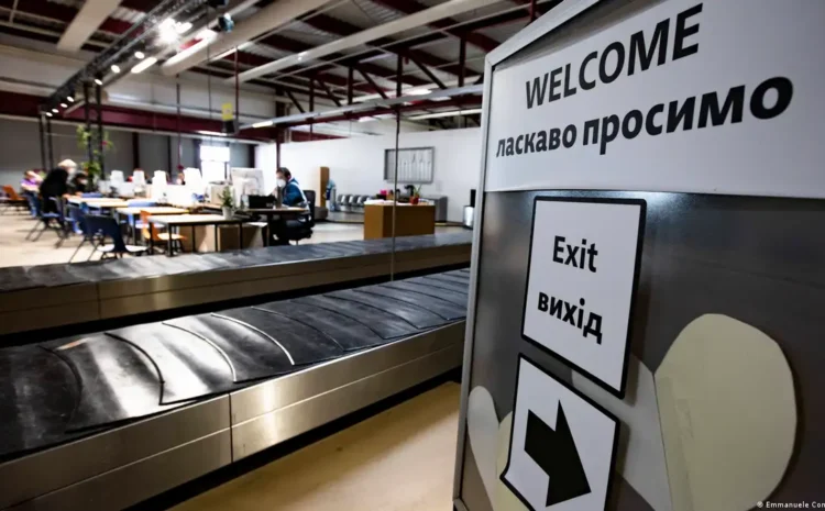  Количество мигрантов в ЕС достигло рекорда: куда за год приехало больше всего беженцев из Украины и где их доля самая высокая — инфографика NV