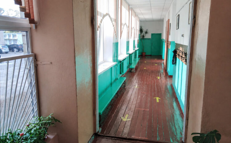  «Мы вытягиваем войну на остатках старого образования. На смену нам — пустота некомпетентности»: интервью с военным — учителем физики о НУШ