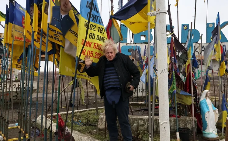  Проверка фактов: правда ли, что Борис Джонсон сорвал мир по Украине за взятку?
