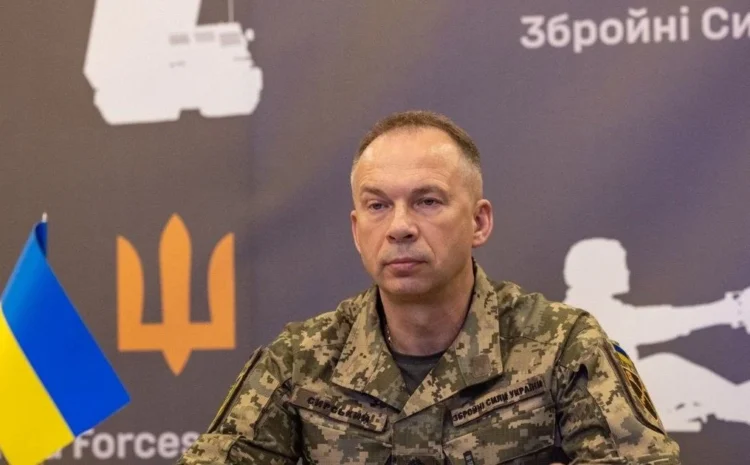  СМИ узнали, кто может возглавить ВСУ вместо Сырского